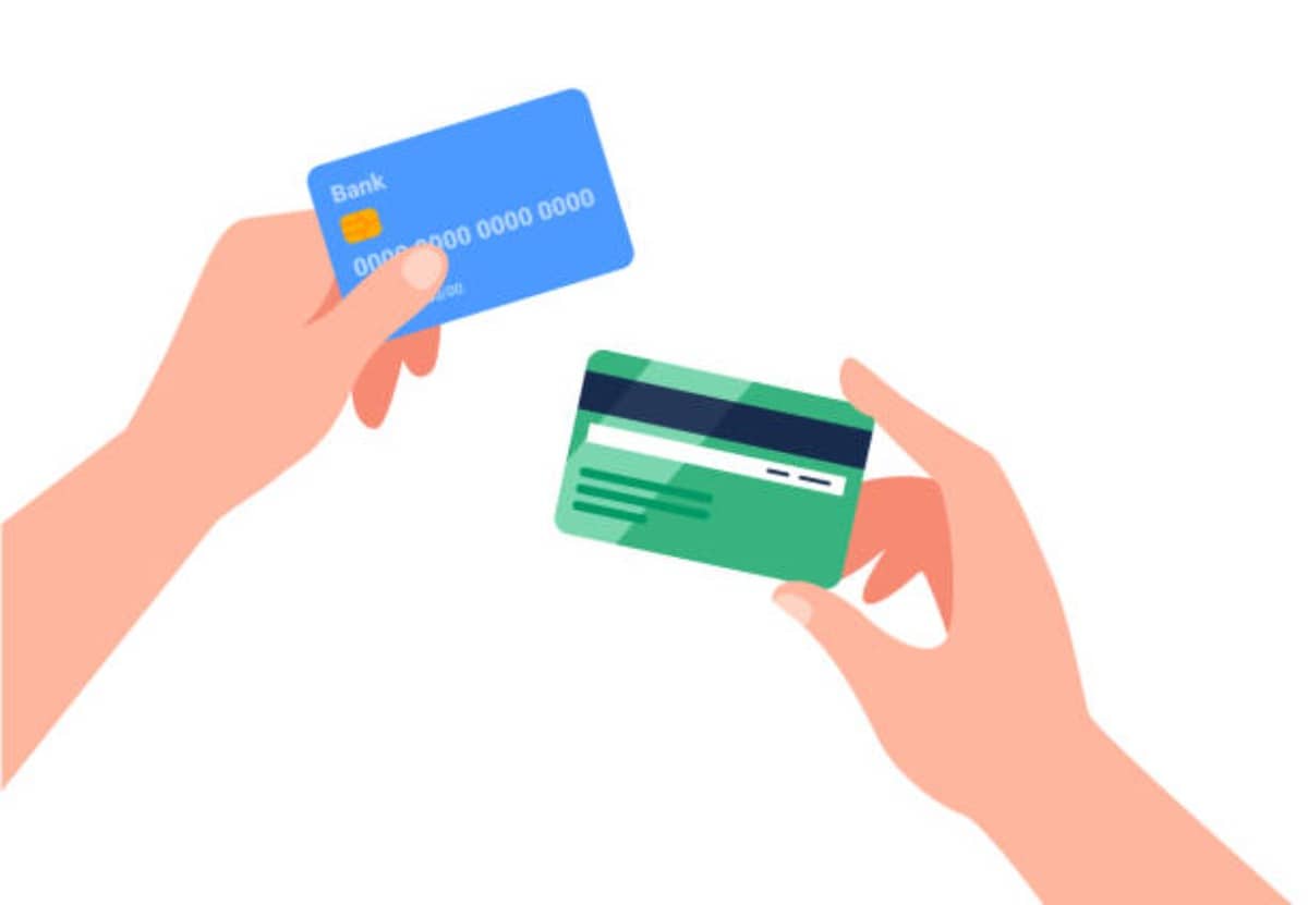 The Differences Between a Line of Credit and a Credit Card and When to Use Each